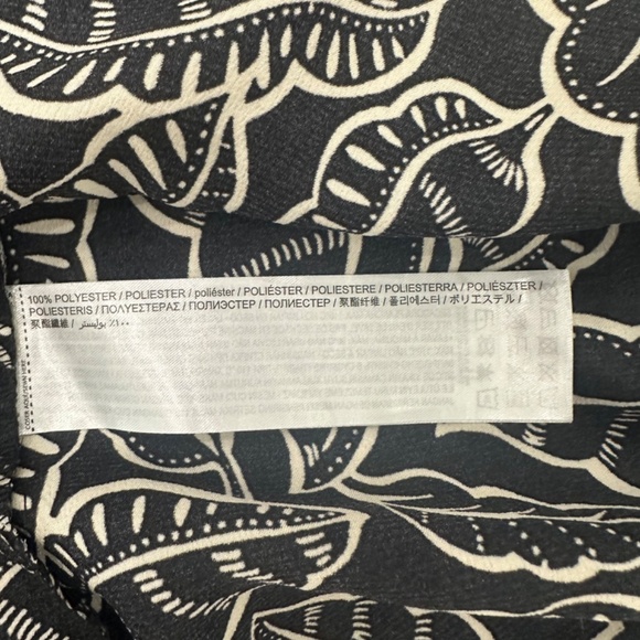 (SOLD) Mango black leaf pattern collared wrap midi dress, US size 10 - Picture 7 of 11